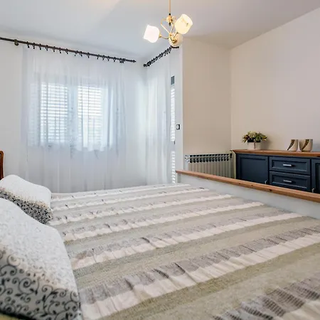 Apartman - Ugljan Island *