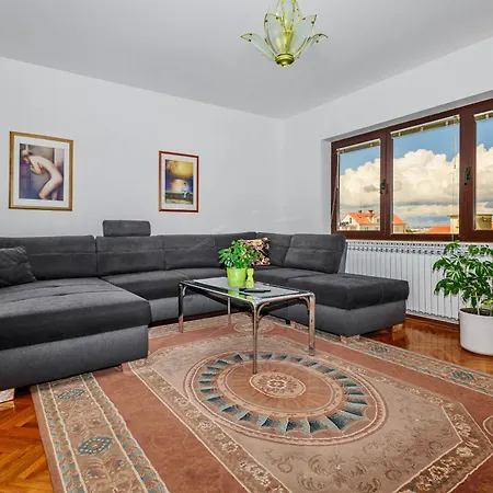 - Ugljan Island Apartamento Kali