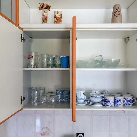 - Ugljan Island Apartman Kali