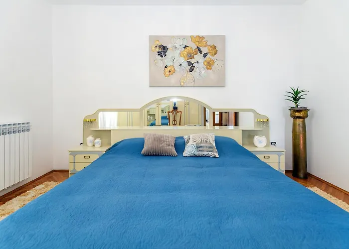 - Ugljan Island Apartment