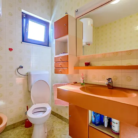 アパート - Ugljan Island カリ