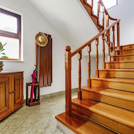 - Ugljan Island アパート *