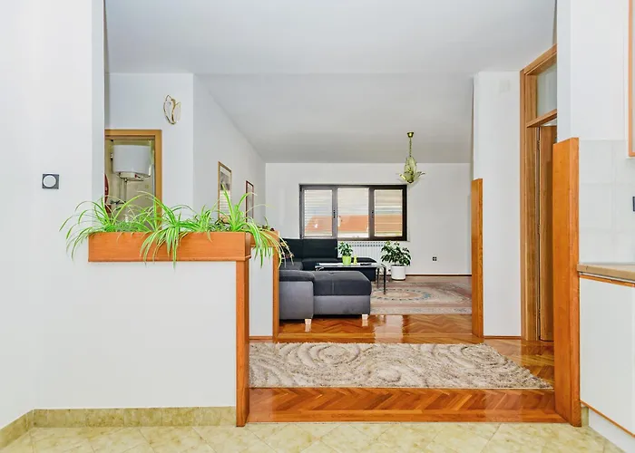 - Ugljan Island * 칼리