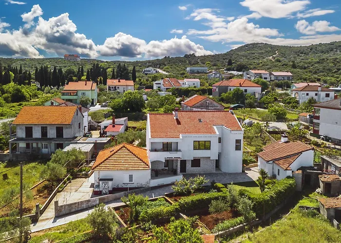 - Ugljan Island 아파트 칼리