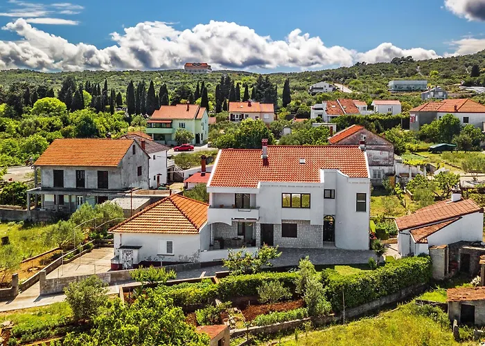 - Ugljan Island 아파트 *